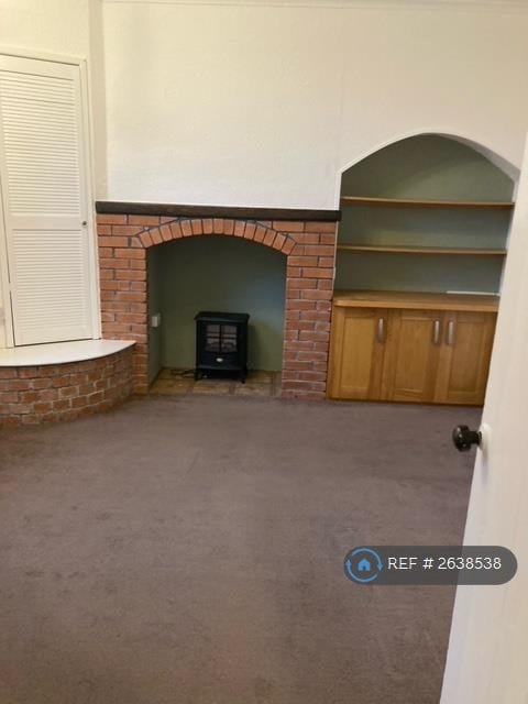 1 bedroom flat in Maer Down, Bude, EX23 (1 bed) (#2638538)
