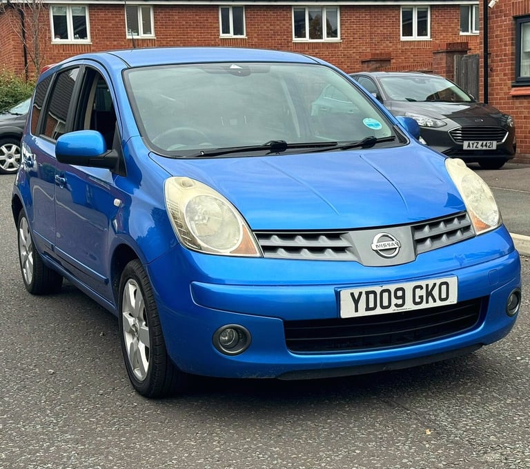 2009 Nissan Note 1.6 Tekna 5dr Auto MPV Petrol Automatic