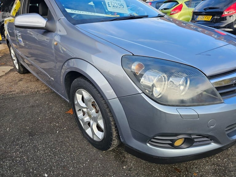 2005 Vauxhall Astra 1.6i 16V SXi 3dr Easytronic HATCHBACK PETROL Automatic