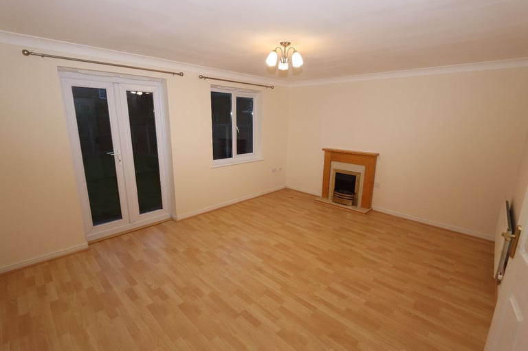 3 Bed Semi House - Garforth Crescent,Bamber Bridge,PR5 6SS  ***PETS WELCOME***