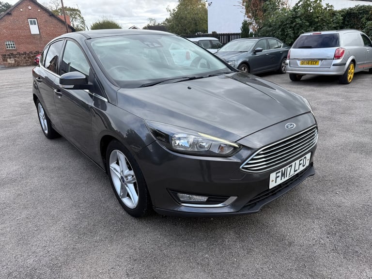 2017 Ford Focus 1.0 EcoBoost 125 Titanium 5dr HATCHBACK Petrol Manual