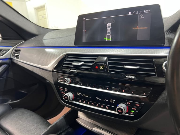 2020 BMW 5 Series 2.0 520d MHT M Sport Saloon 4dr Diesel Hybrid Auto Euro 6 (s/s) (190 ps)CAT Sal...
