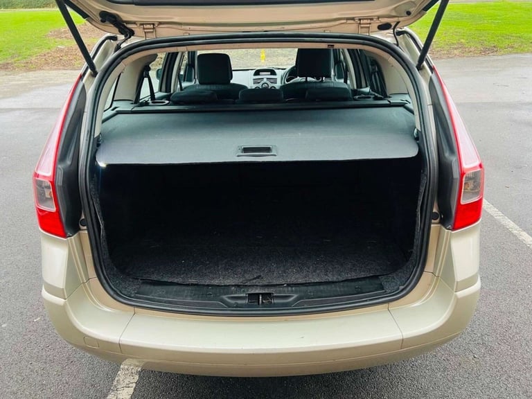 2008 Renault Megane 1.9 dCi FAP Dynamique S Estate 5dr Diesel Manual (154 g/km, 130 bhp) Estate D...