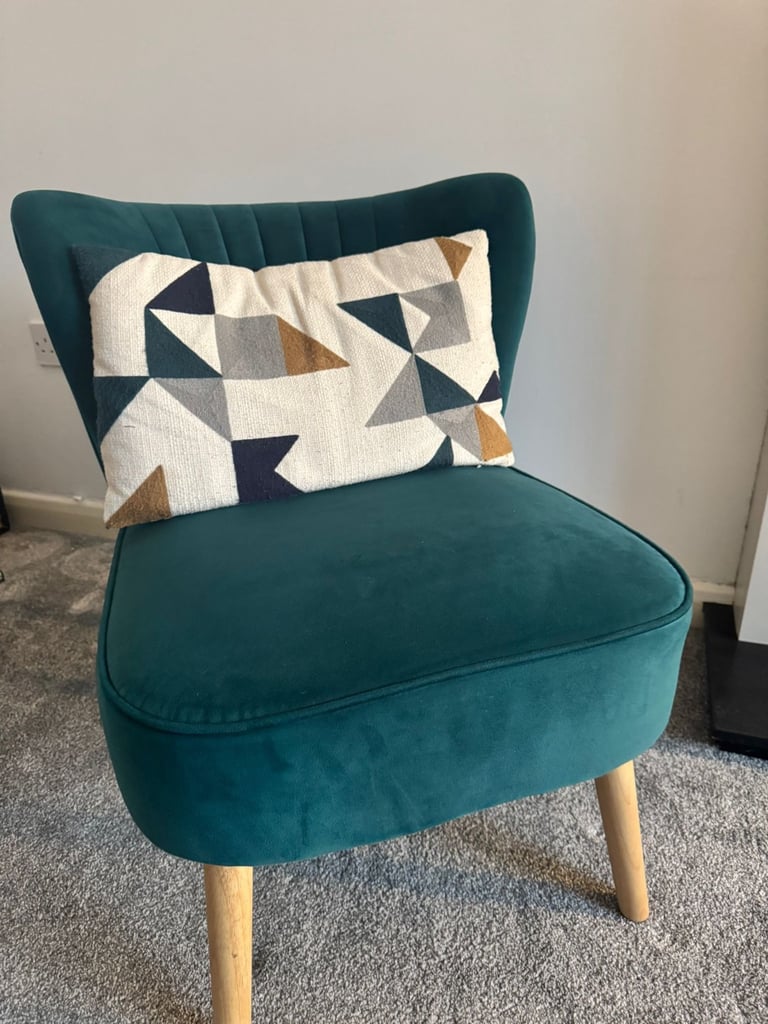 image for Stylish Living Room Chair