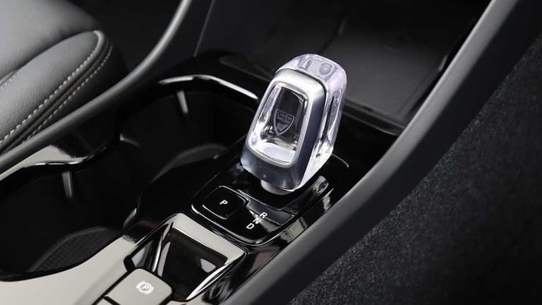 2025 Volvo XC40 Ultra B4 Mild hybrid Petrol Dark Automatic SUV Hybrid Automatic