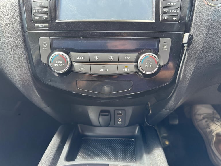 2014 Nissan X-Trail 2.0 PURE DRIVE  SUV Petrol Automatic