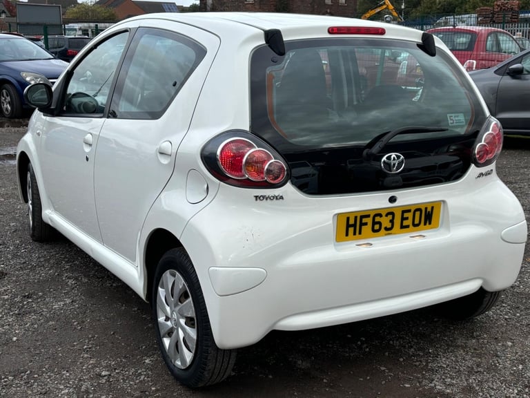 2013 Toyota AYGO 1.0 VVT-i Move 5dr HATCHBACK PETROL Manual