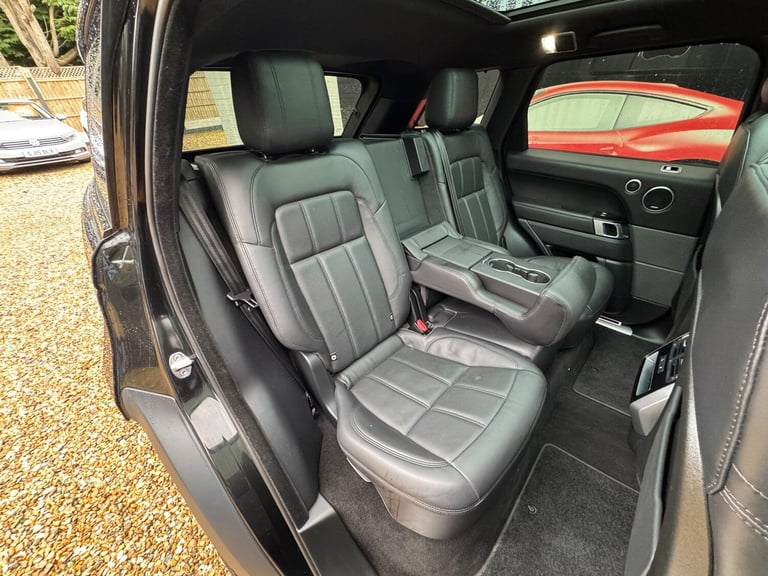 2021 Land Rover Range Rover Sport 3.0 D300 MHEV HSE Dynamic Black Auto 4WD Euro 6 (s/s) 5dr ESTAT...