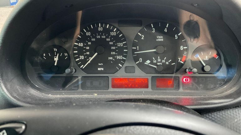 2004 BMW 3 Series 2.5 325i Sport Saloon 4dr Petrol Automatic (229 g/km, 192 bhp) SALOON Petrol Au...