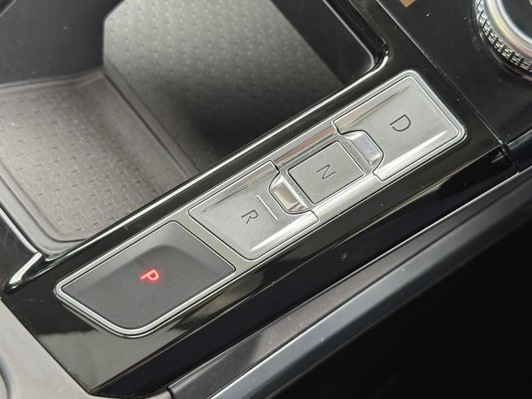 2021 Jaguar I-Pace 400 90kWh SE SUV 5dr Electric Auto 4WD (400 ps) HATCHBACK Electric Automatic