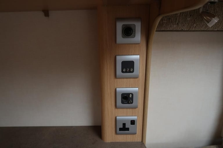 2011 COACHMAN Pastiche 460/2 