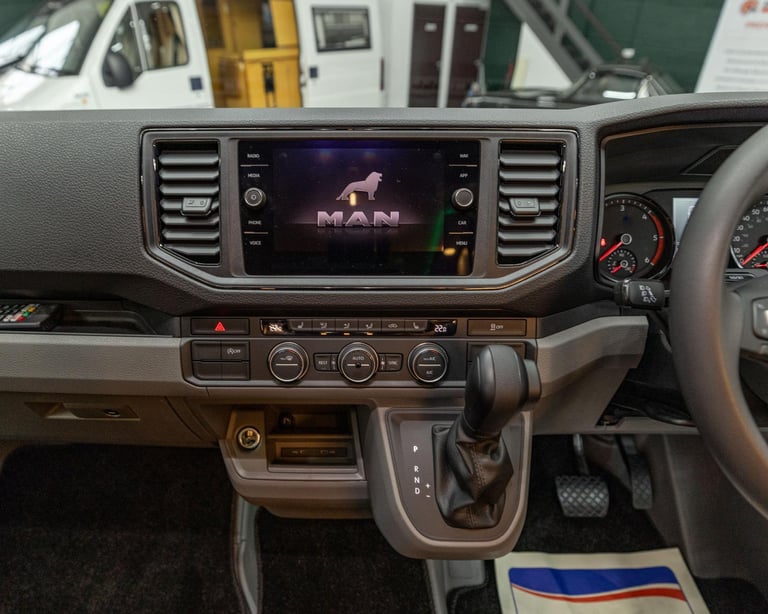 MAN TGE Camper 3.180 4X4 LION XP LWB WILDCAT SPEEDS EDITION, AUTO