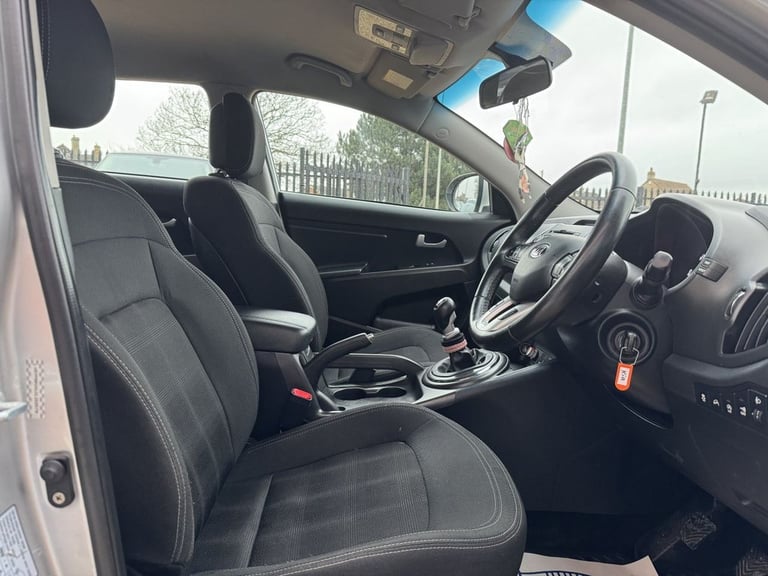 2012 12 KIA SPORTAGE 1.7 CRDI 1 5D 114 BHP DIESEL