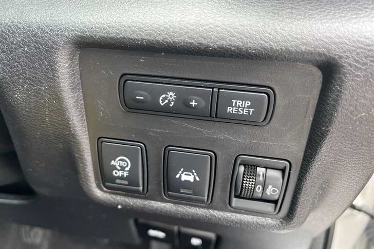 2019 Nissan Micra 0.9 IG-T N-Connecta Hatchback 5dr Petrol Manual Euro 6 (s/s) (90 ps) Hatchback ...