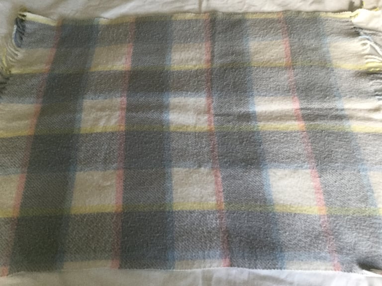 MOTHERCARE FRINGED VINTAGE BABY BLANKETS 