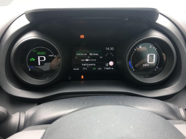 2023 Toyota Yaris 1.5 Hybrid Design 5dr CVT HATCHBACK PETROL/ELECTRIC Automatic