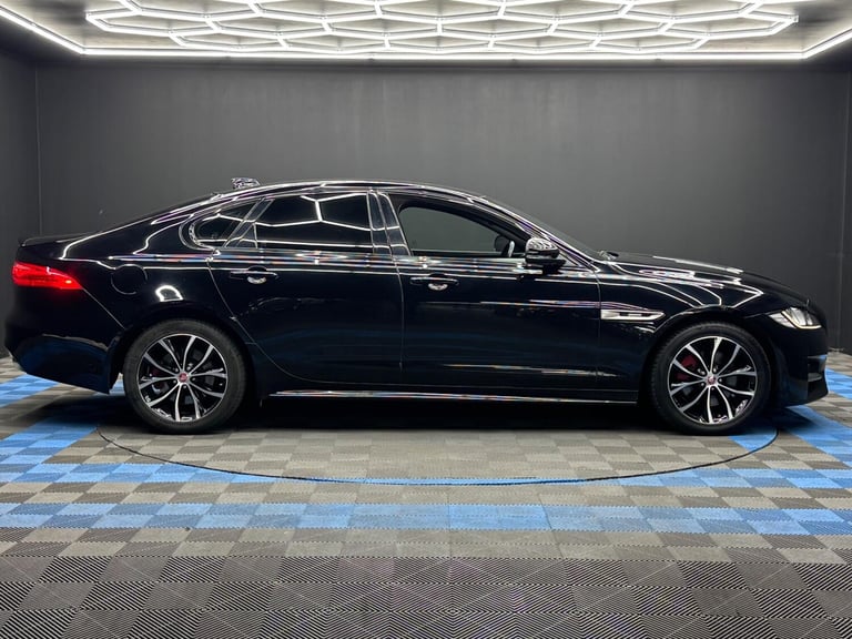 2018 Jaguar XF 2.0d R-Sport Auto Euro 6 (s/s) 4dr SALOON Diesel Automatic