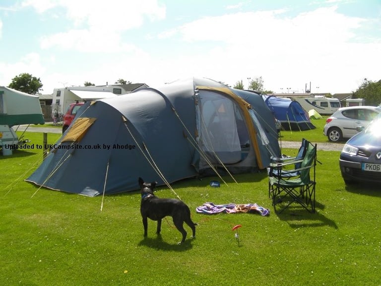 Easy Camp Cosenza 500 Tent – 5 Person Family Tent