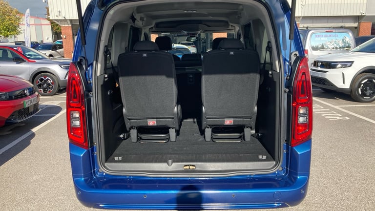 2022 Vauxhall Combo Life 1.5 Turbo D SE XL 5dr [7 seat] MPV DIESEL Manual
