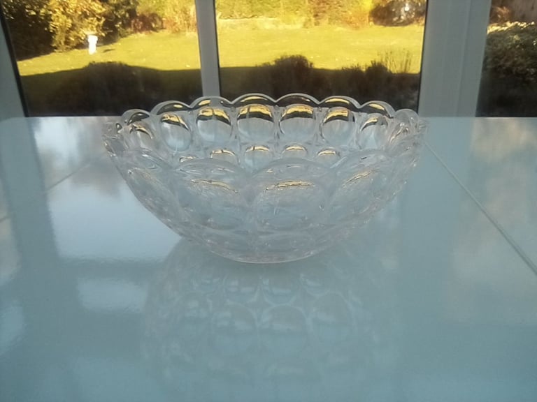 image for Attractive glass tableware bowl.