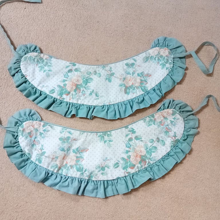 Vintage Laura Ashley 6.5m Louise floral curtains, Pelmet & tie backs