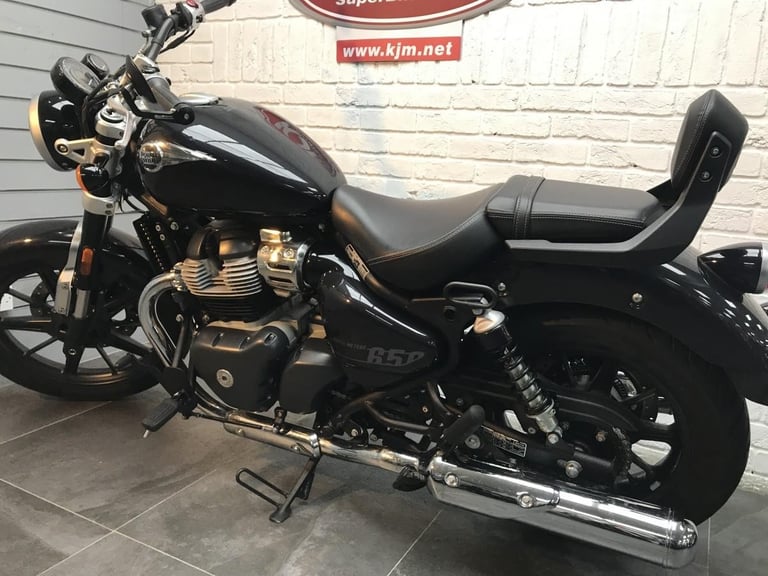 ROYAL ENFIELD SUPER METEOR 650 ASTRAL E5, 2023/23, 2929 MILES IN BLACK