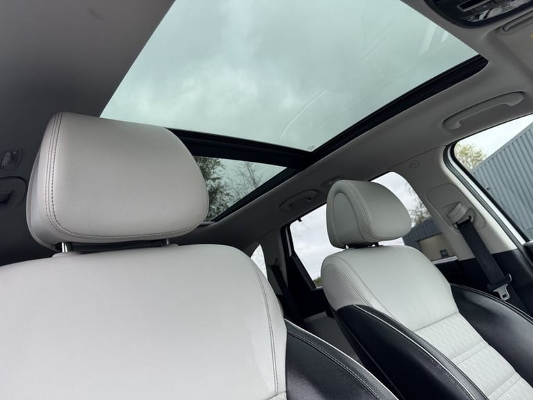 2017 Kia Sorento 2.2 CRDi KX-4 SUV 5dr Diesel Auto AWD Euro 6 (197 bhp) ESTATE Diesel Automatic