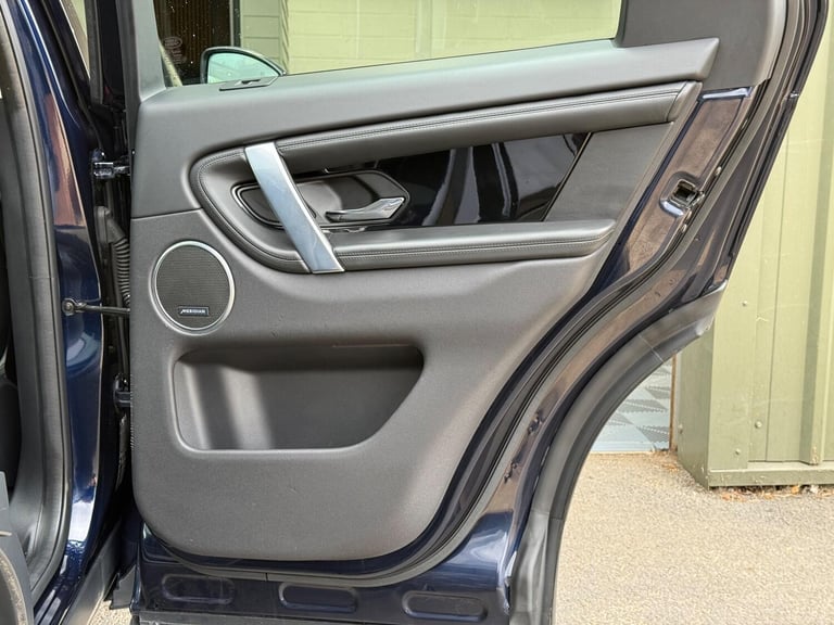 2020 Land Rover Discovery Sport 2.0 P250 MHEV HSE Auto 4WD Euro 6 (s/s) 5dr ESTATE Petrol Automatic