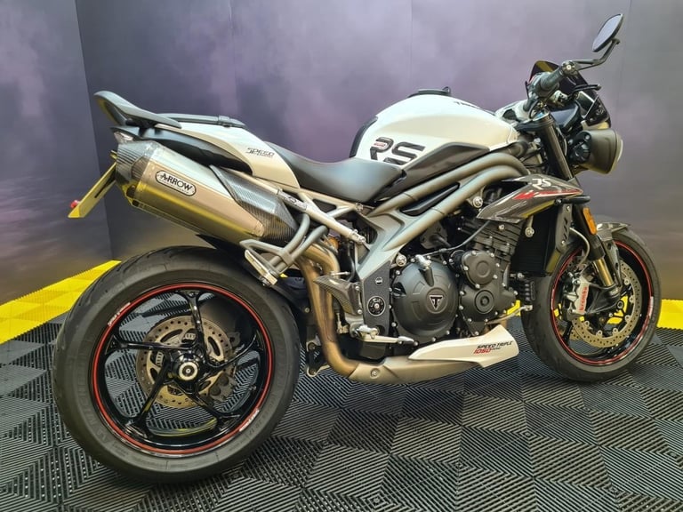 Triumph Speed Triple RS 1050 White 2018