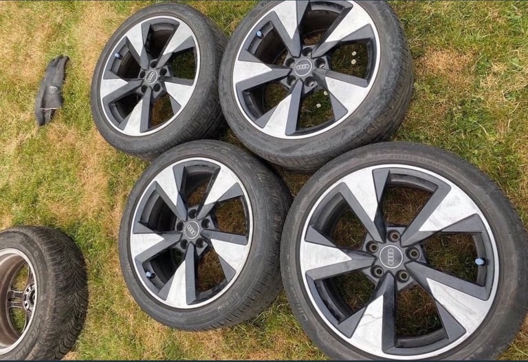 image for X4 Genuine Audi A4 8W 5 Aero Spoke 18″ Inch Alloy Wheels Alloys With Tyres Rims