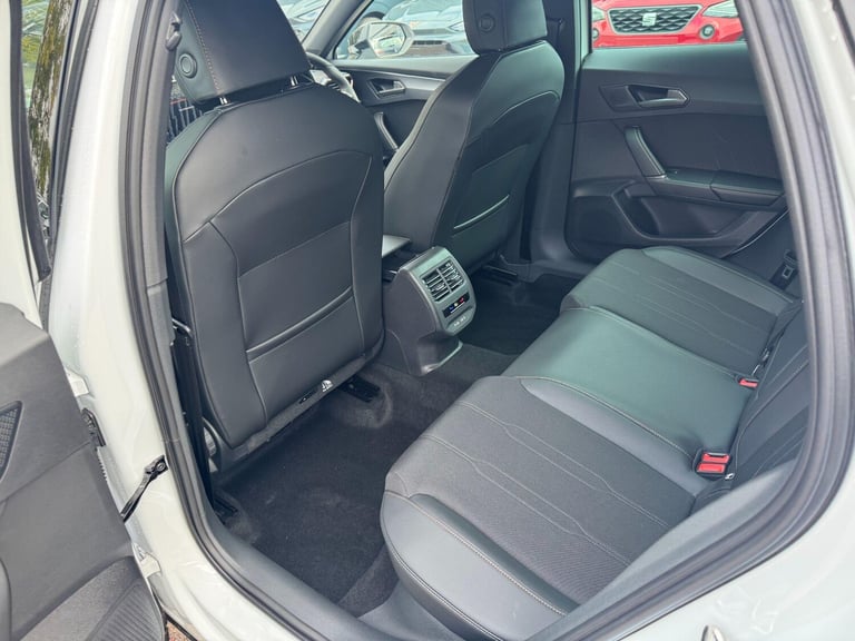 2025 Cupra Formentor 1.5 eTSI V1 SUV 5dr Petrol Hybrid DSG Euro 6 (s/s) (150 ps) HATCHBACK Petrol...