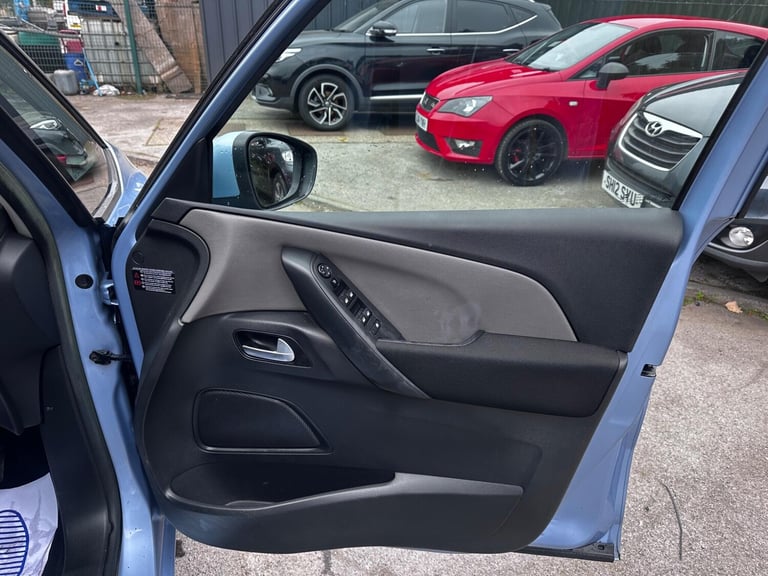 2014 Citroen C4 Grand Picasso 1.6 e-HDi 115 Airdream VTR+ 5dr ETG6 MPV DIESEL Automatic
