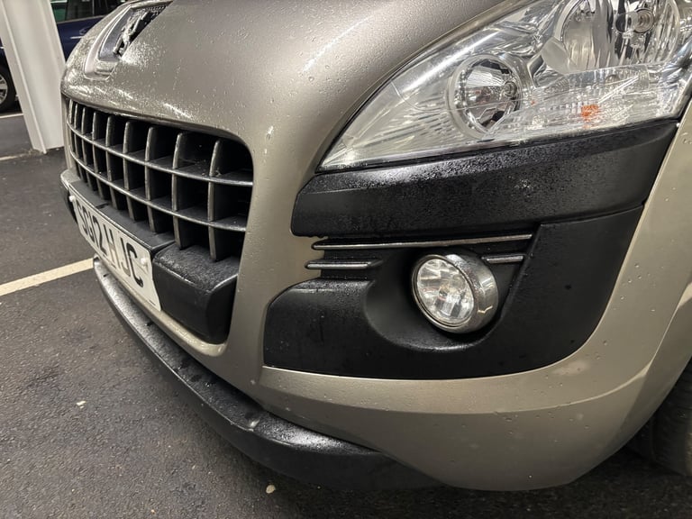 Peugeot, 3008, Hatchback, 2012, Manual, 1560 (cc), 5 doors
