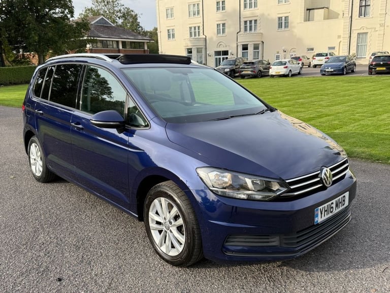 image for 2016 Volkswagen Touran 1.6 TDI BlueMotion Tech SE Family MPV 5dr Diesel DSG Euro 6 (s/s) (110 ps)...
