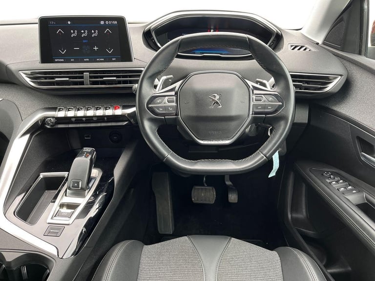 Peugeot 3008 ALLURE PURETECH S/S 1.2 130ps Petrol Automatic in Bronze