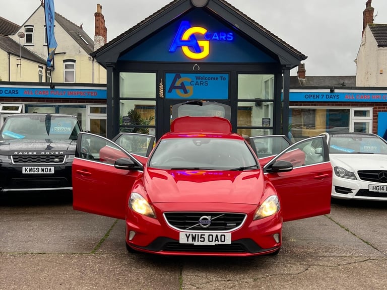 2015 Volvo V40 2.0 D4 R-Design Nav Hatchback 5dr Diesel Manual Euro 6 (s/s) (190 ps) HATCHBACK Di...
