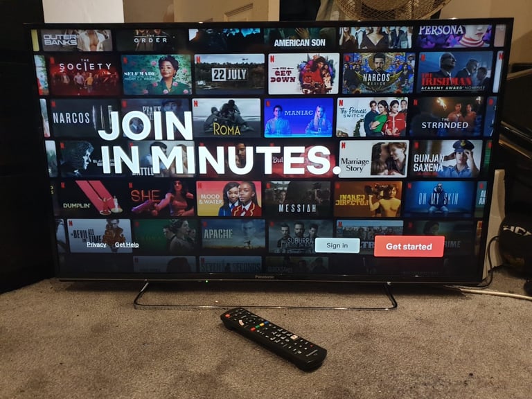 Smart 40inch Panasonic HDR Tv WiFi enabled 