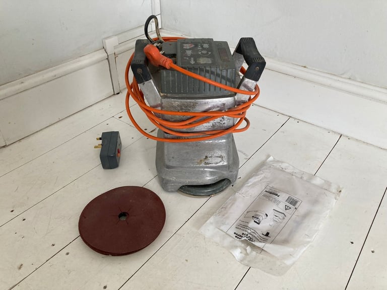 image for Hiretech HT7 Floor Edge Sander 240V