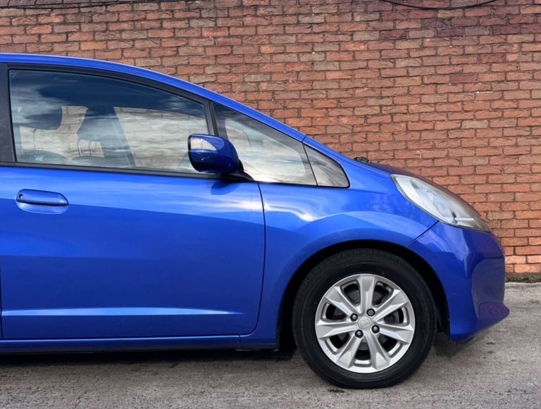 2011 Honda Jazz 1.4 i-VTEC ES 5dr HATCHBACK PETROL Manual