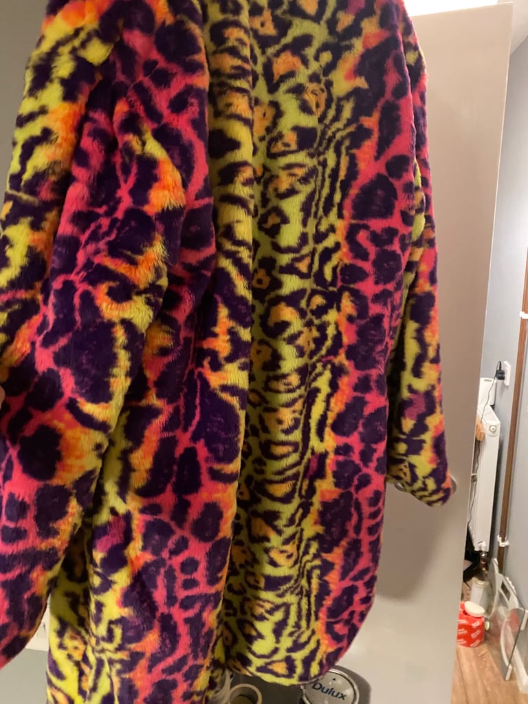 New xl Mens coat no offer 
