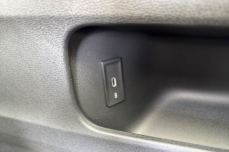 2025 Volkswagen ID.Buzz 250kW GTX Pro 79kWh 5dr 4MOTION Auto MPV ELECTRIC Automatic
