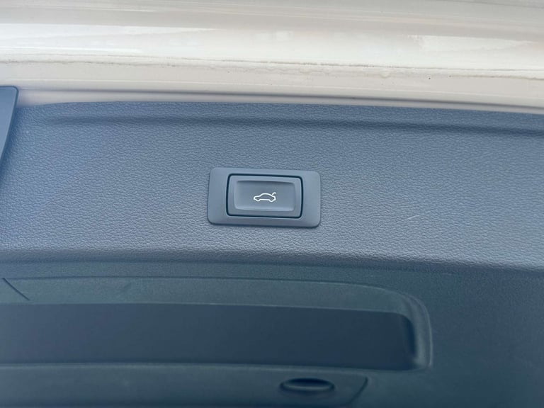 2020 Audi A4 2.0 A4 S Line 35 TFSI Semi-Automatic 5dr - NATIONAL DELIVERY* Estate Petrol Automatic