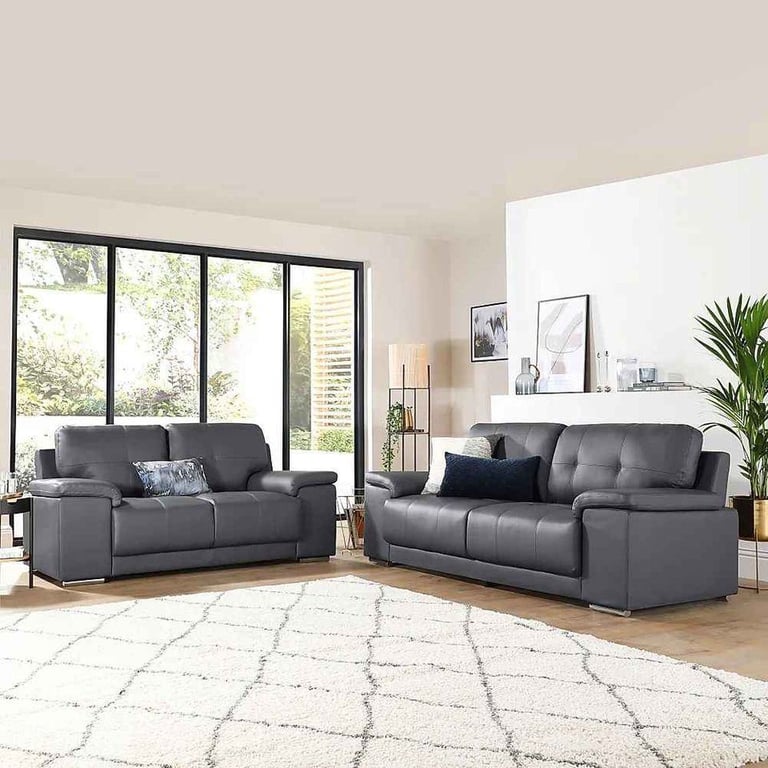 image for Grey Leather Kansas Set For Sale