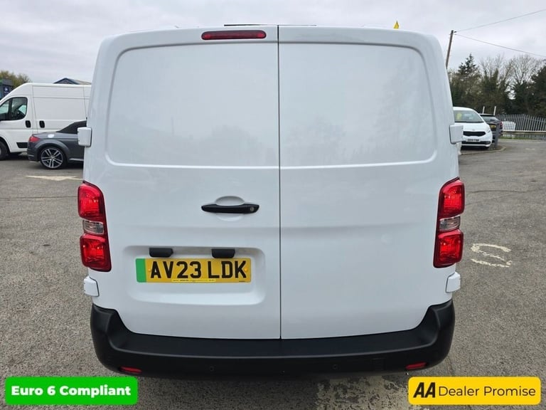 2023 Citroen Dispatch E 1000 75 kWh Enterprise M in white, 12,000 miles, full service history, 1 ...