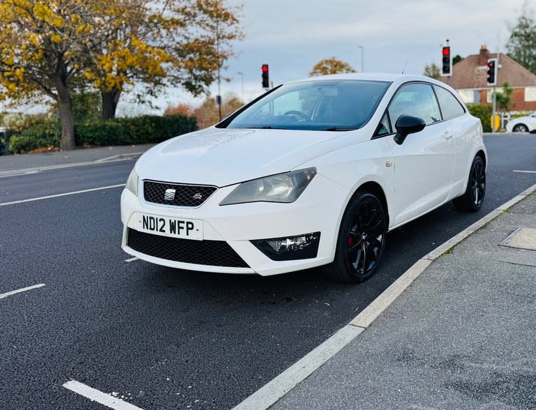 Seat, IBIZA, Hatchback, 2012, Manual, 1197 (cc), 3 doors