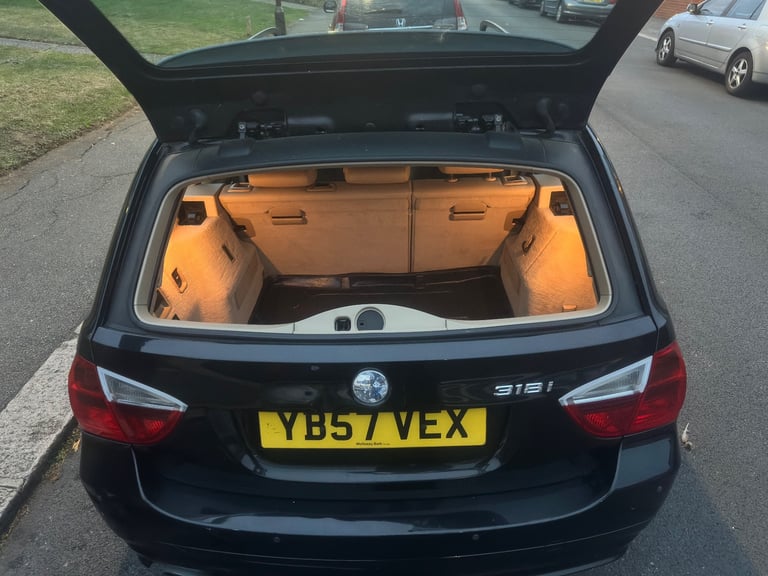 BMW, 3 SERIES, Estate, 2007, Manual, 1995 (cc), 5 doors