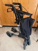 4 Wheeler Walker with Tray / Seat