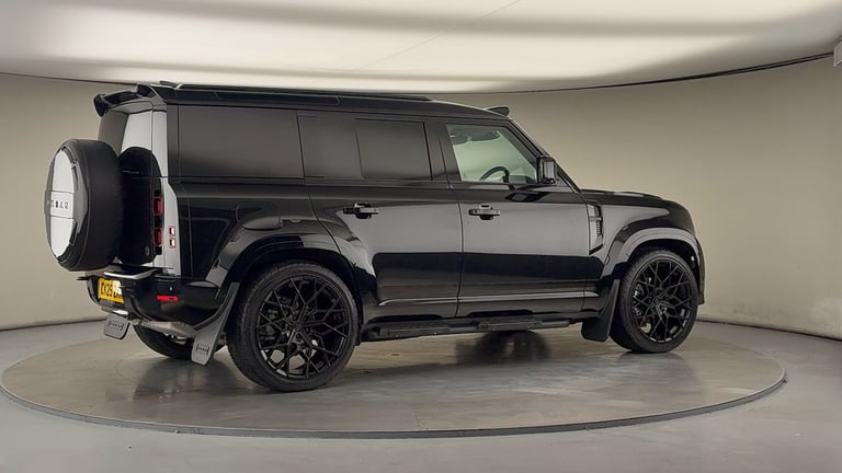 2025 Land Rover Defender 110 3.0 D250 MHEV X-Dynamic SE Hard Top SUV 5dr Diesel Auto 4WD MWB Euro...