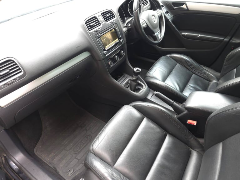 Volkswagen, GOLF, Hatchback, 2012, Manual, 1968 (cc), 5 doors