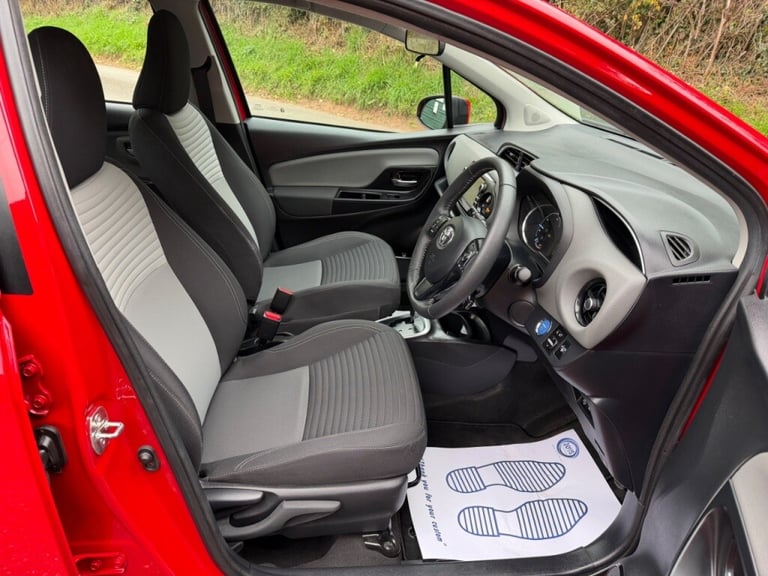  Toyota Yaris 1.5 Hybrid Icon 5dr CVT AUTOMATIC Petrol/Electric Hybrid